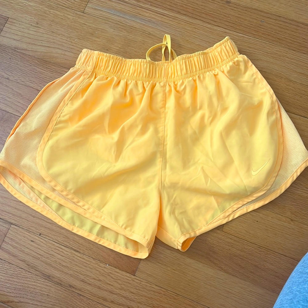 nike dri fir athletic shorts